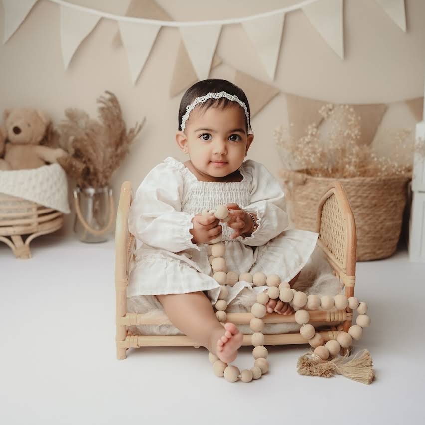 Sitter & Milestone Sessions sample