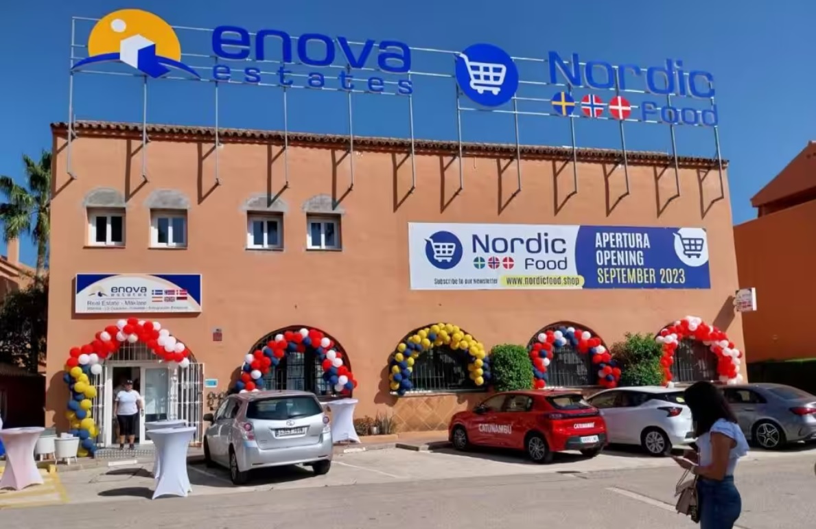 Enova Estates office in La Duquesa, Manilva