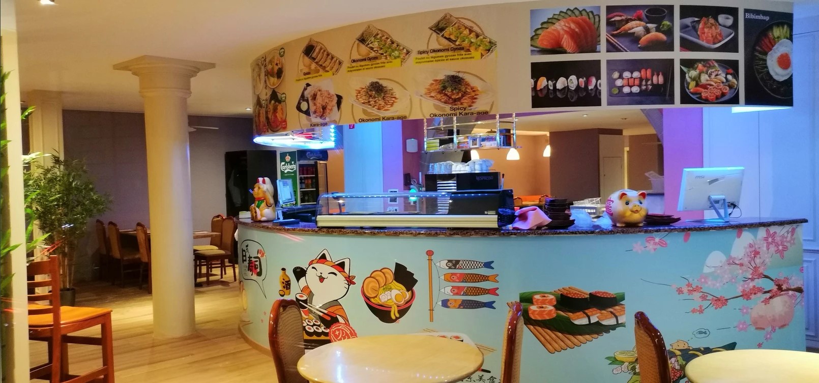 Salle du restaurant Hanamiya Ramen