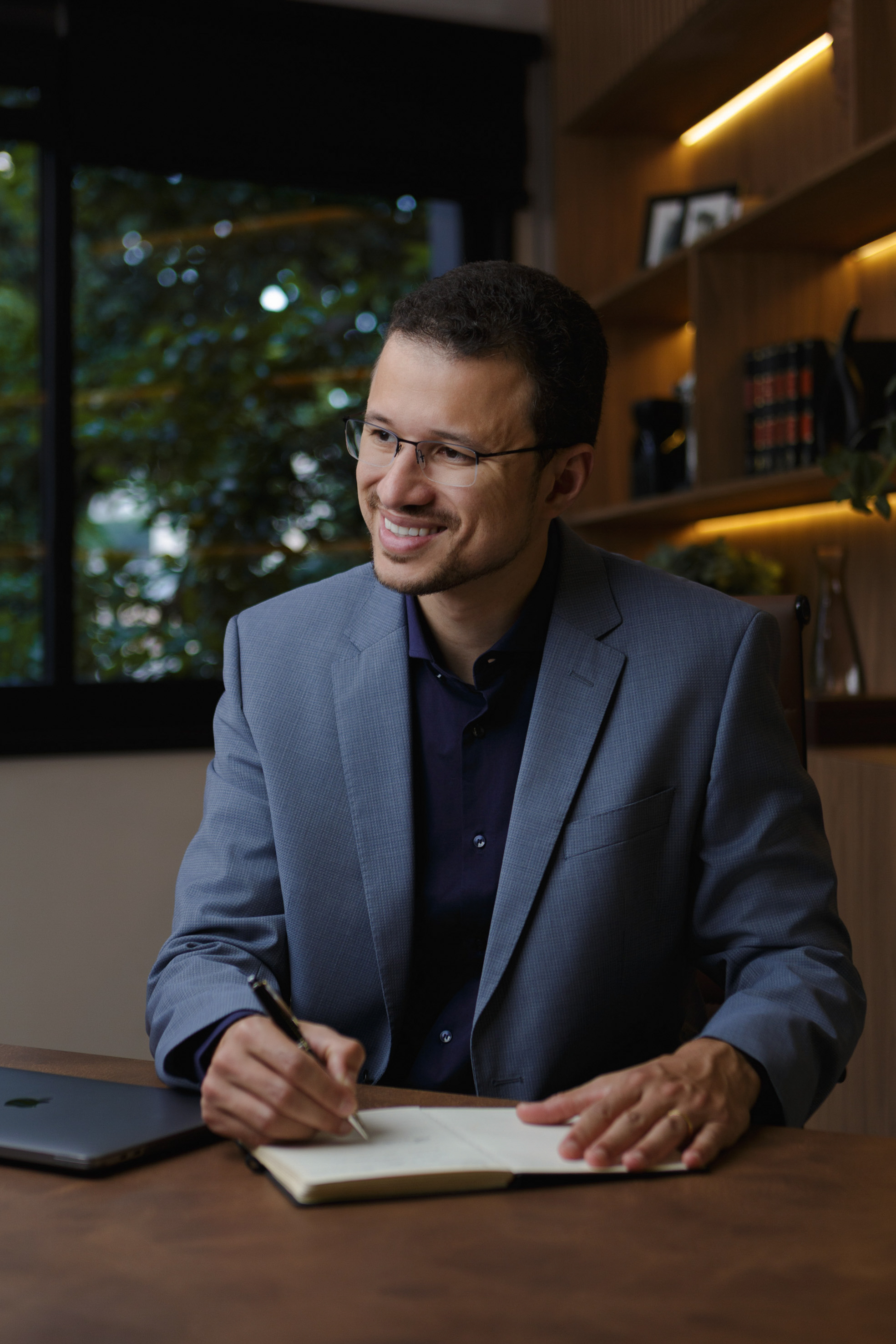 Dr. Matheus Lopes