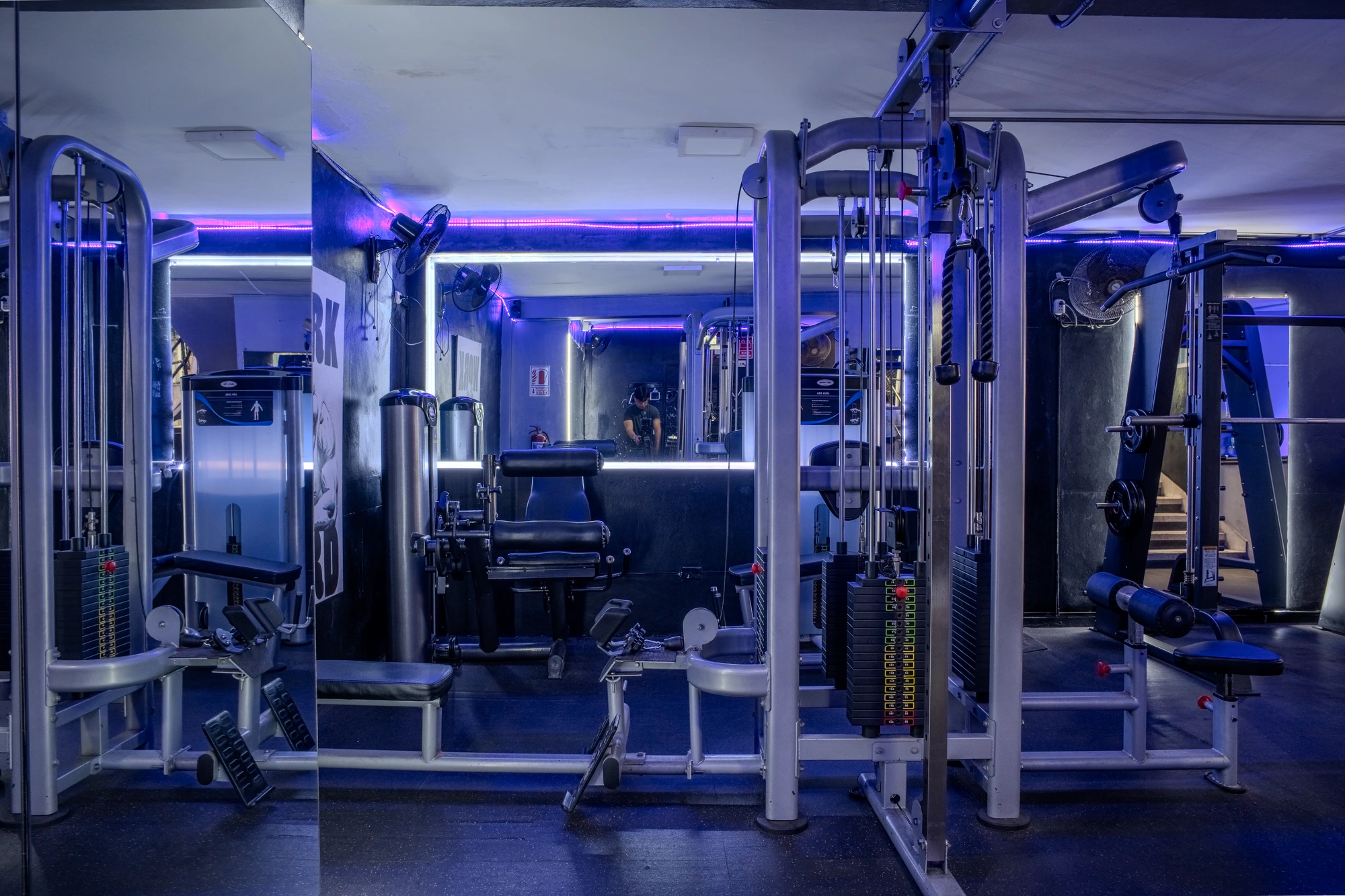 Interior del gimnasio NEX Level