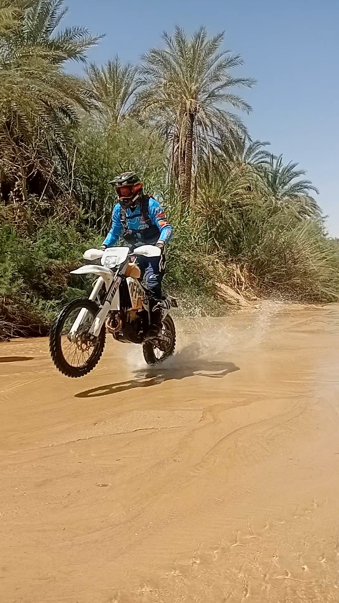 Attraversamento oasi