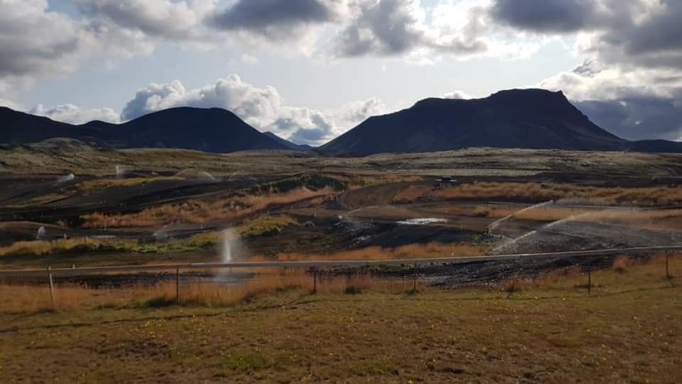 Geyser e montagne