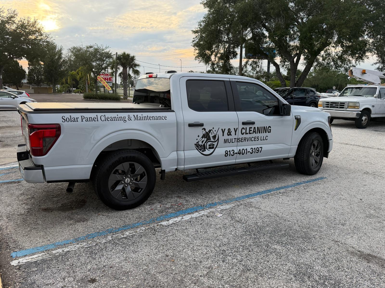 Y&Y Cleaning service vehicle 2