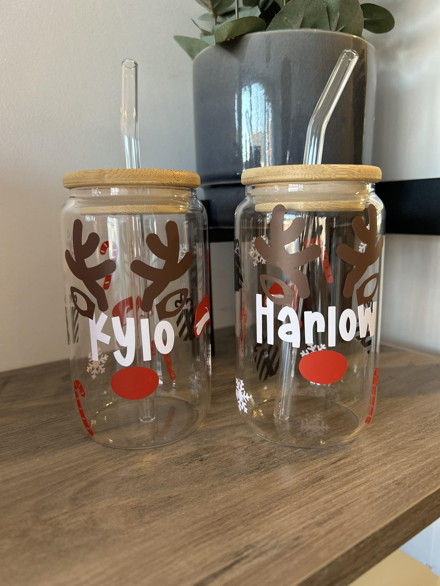 Personalised reindeer Christmas glass cups — Kylo & Harlow