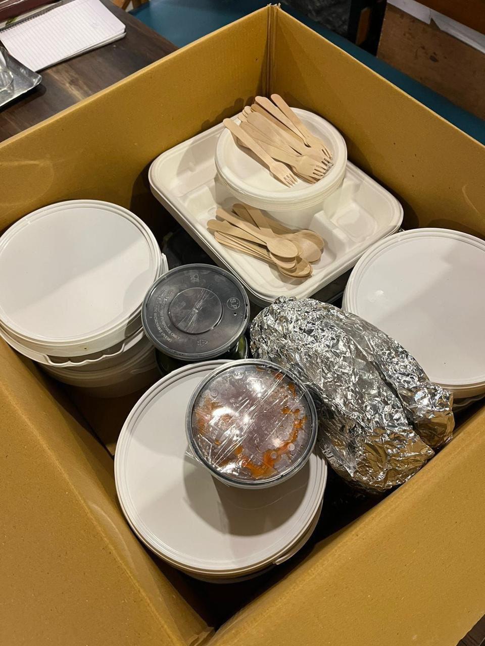 Home Delivery Packaging with Containers and Cutlery