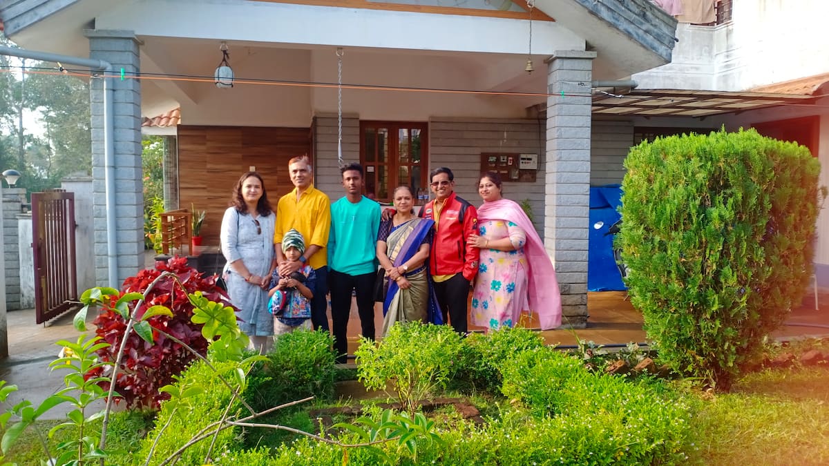Happy Family Guests