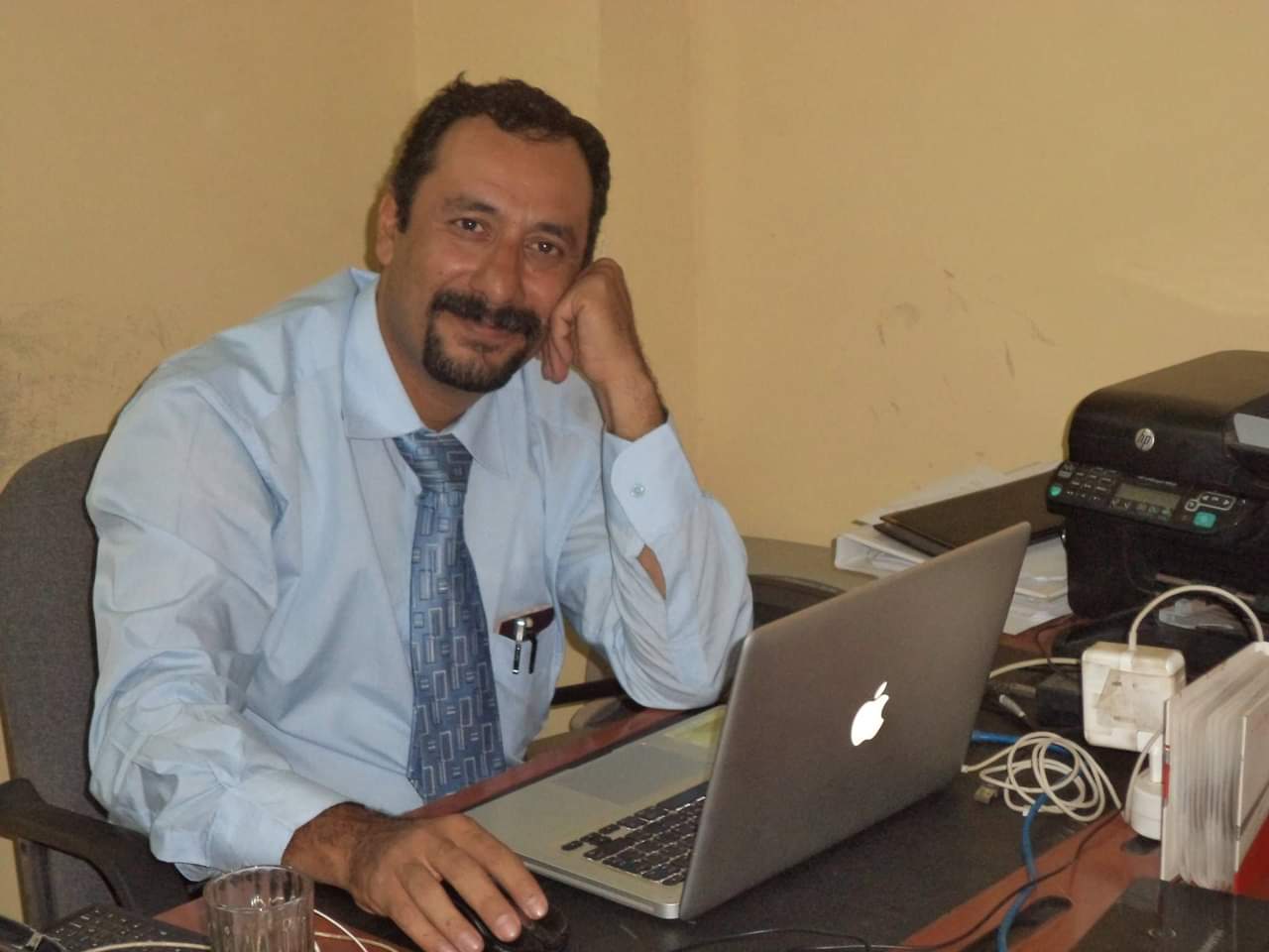 Houshang Abbassi - Analista