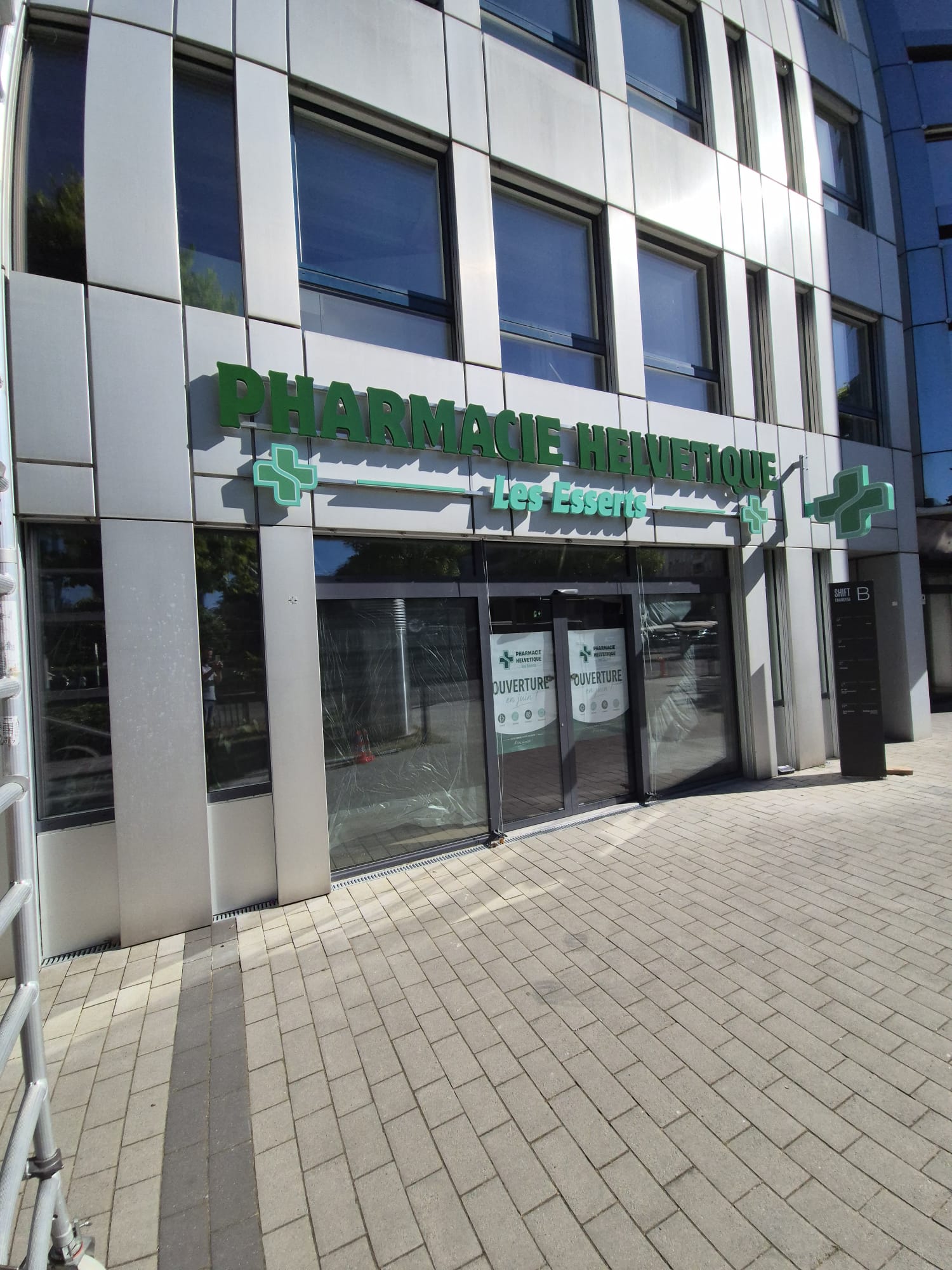 Pharmacie Helvétique Les Esserts — Genève