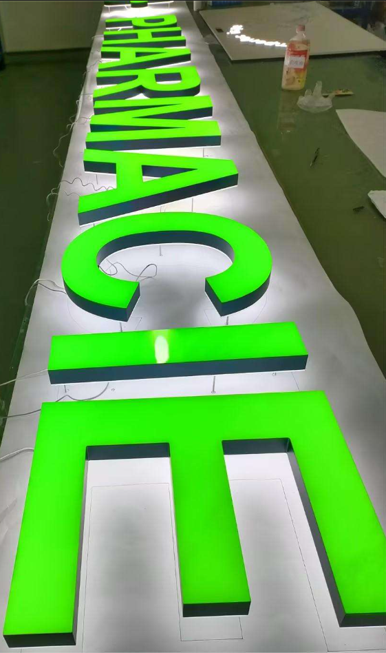Lettres PHARMACIE — atelier