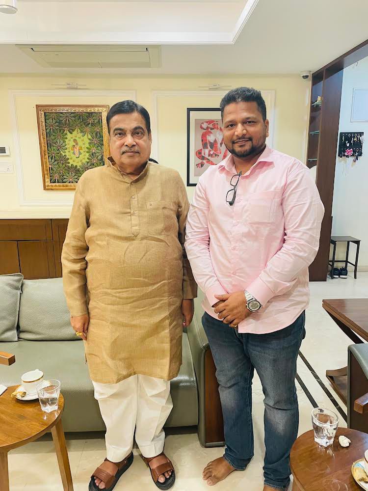 With Union Minister Nitin Gadkari