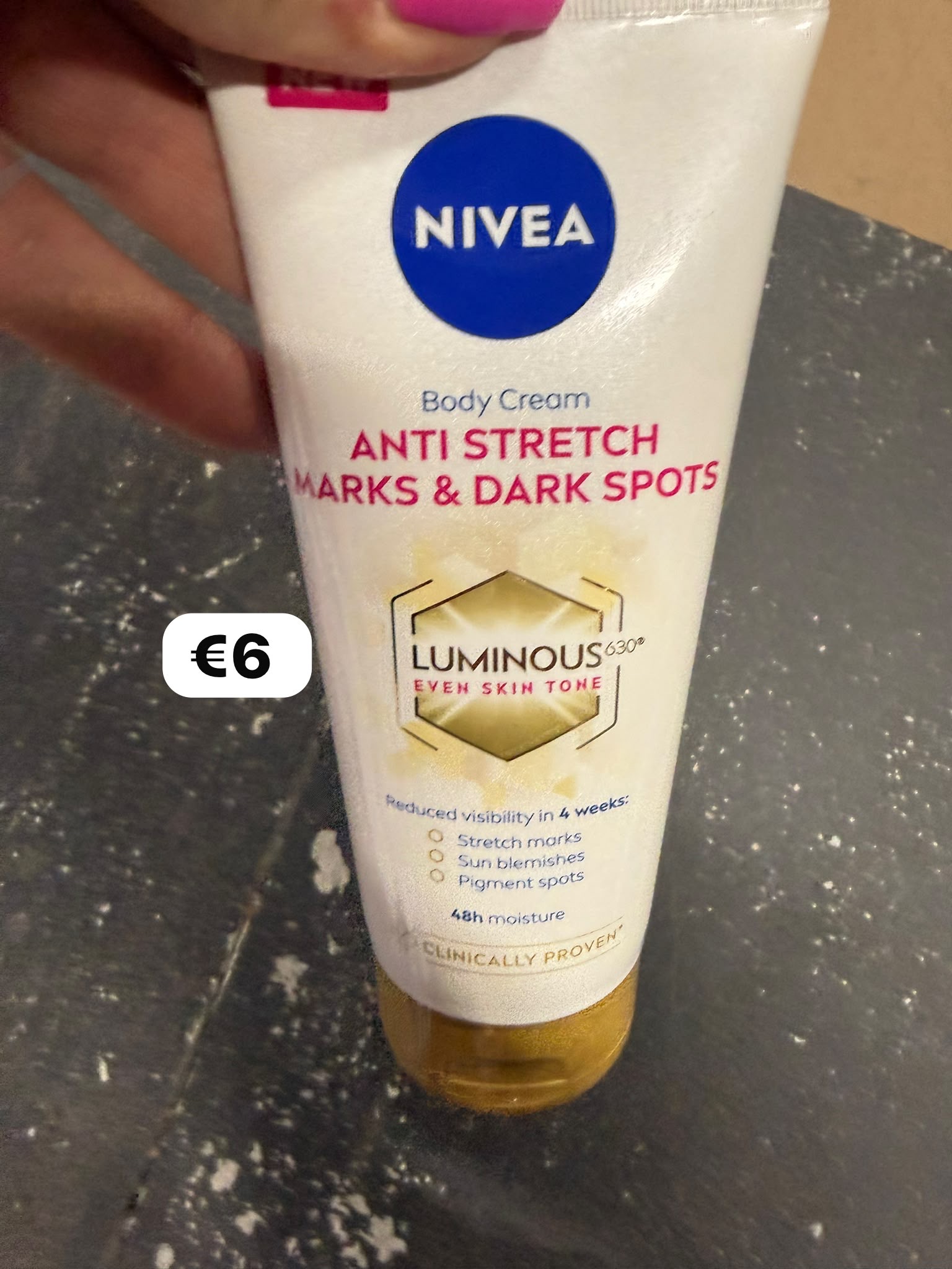 Nivea Luminous 630 Anti Stretch Marks & Dark Spots Body Cream