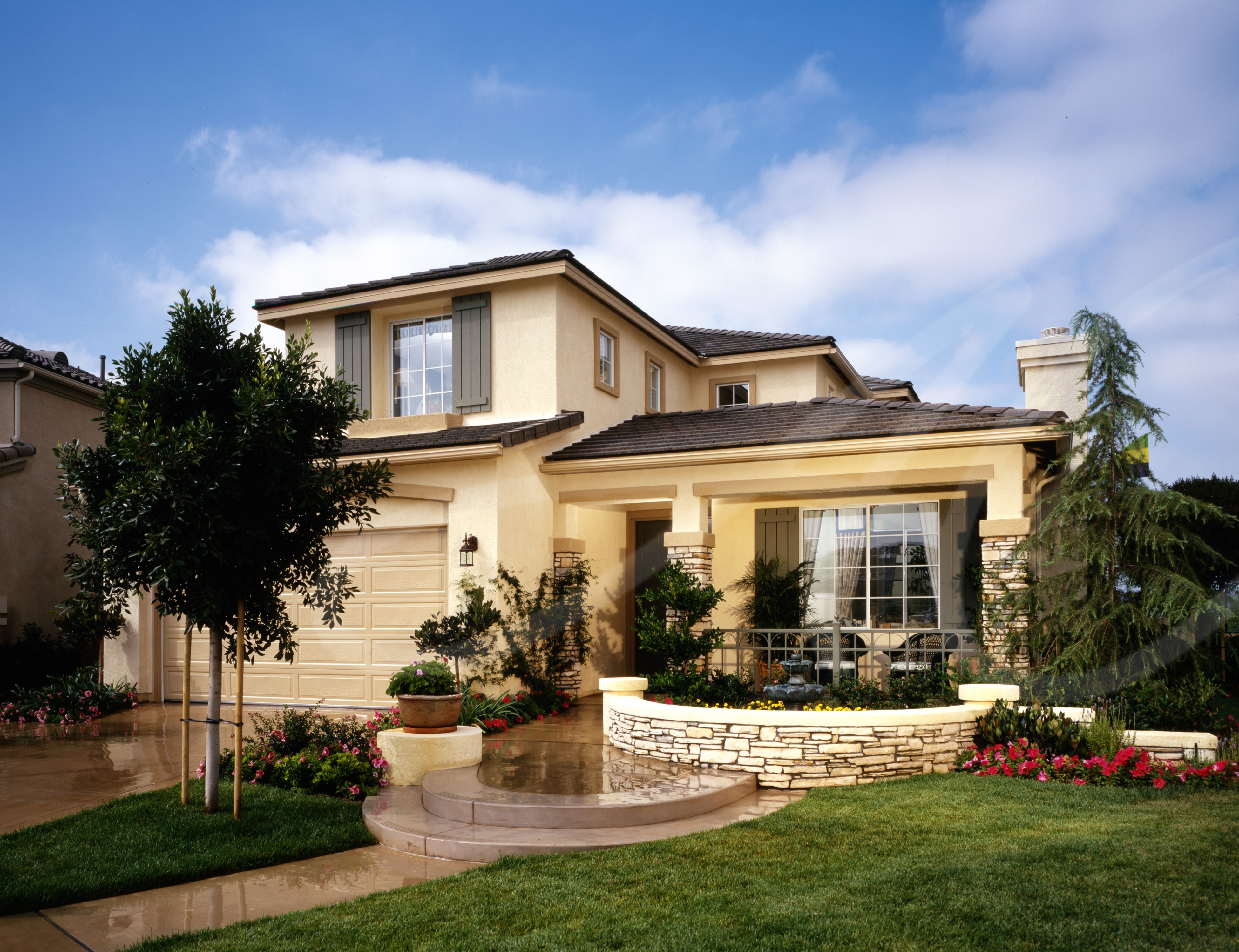 Contemporary Hill Holiday Retreat | 1000 Sq. Yards