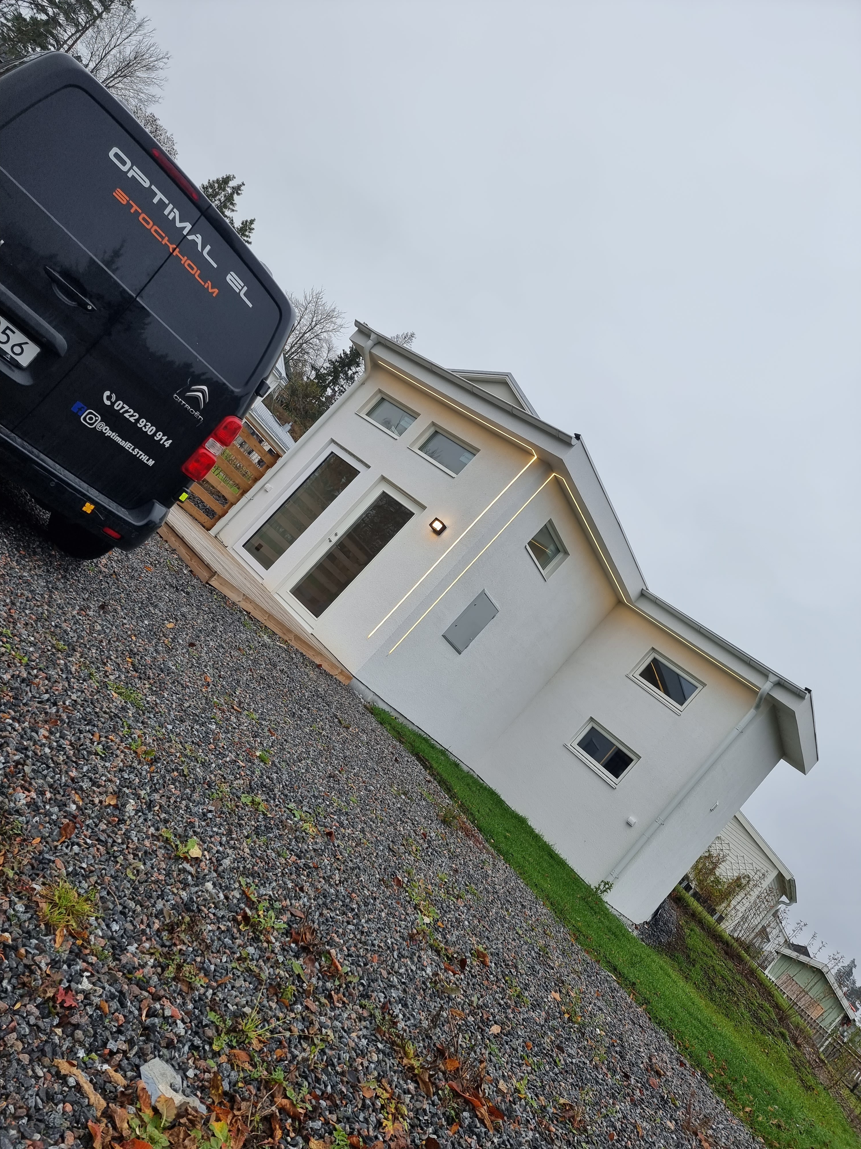 Villa med LED-fasad