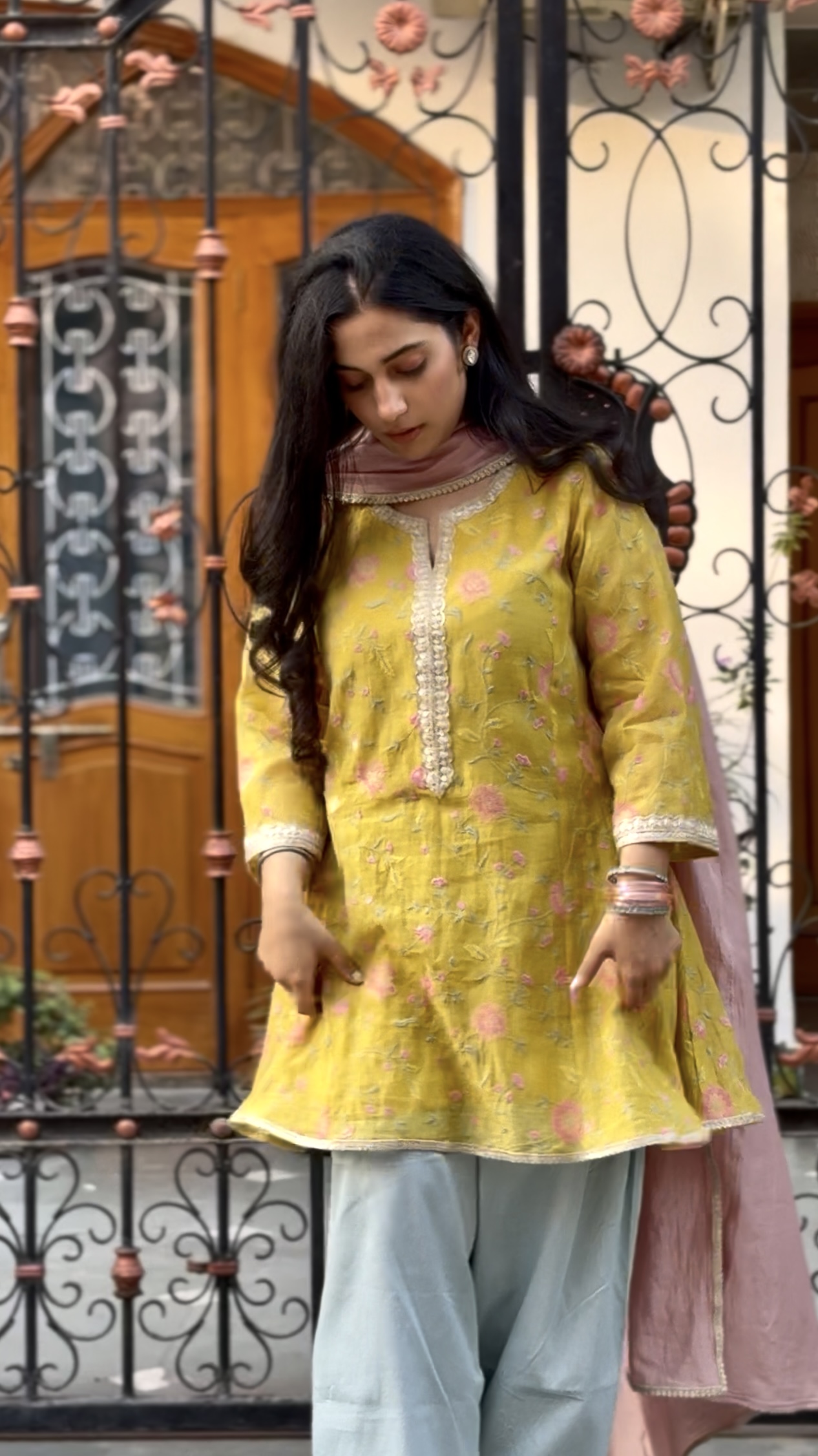 Gulbagh Choga Set