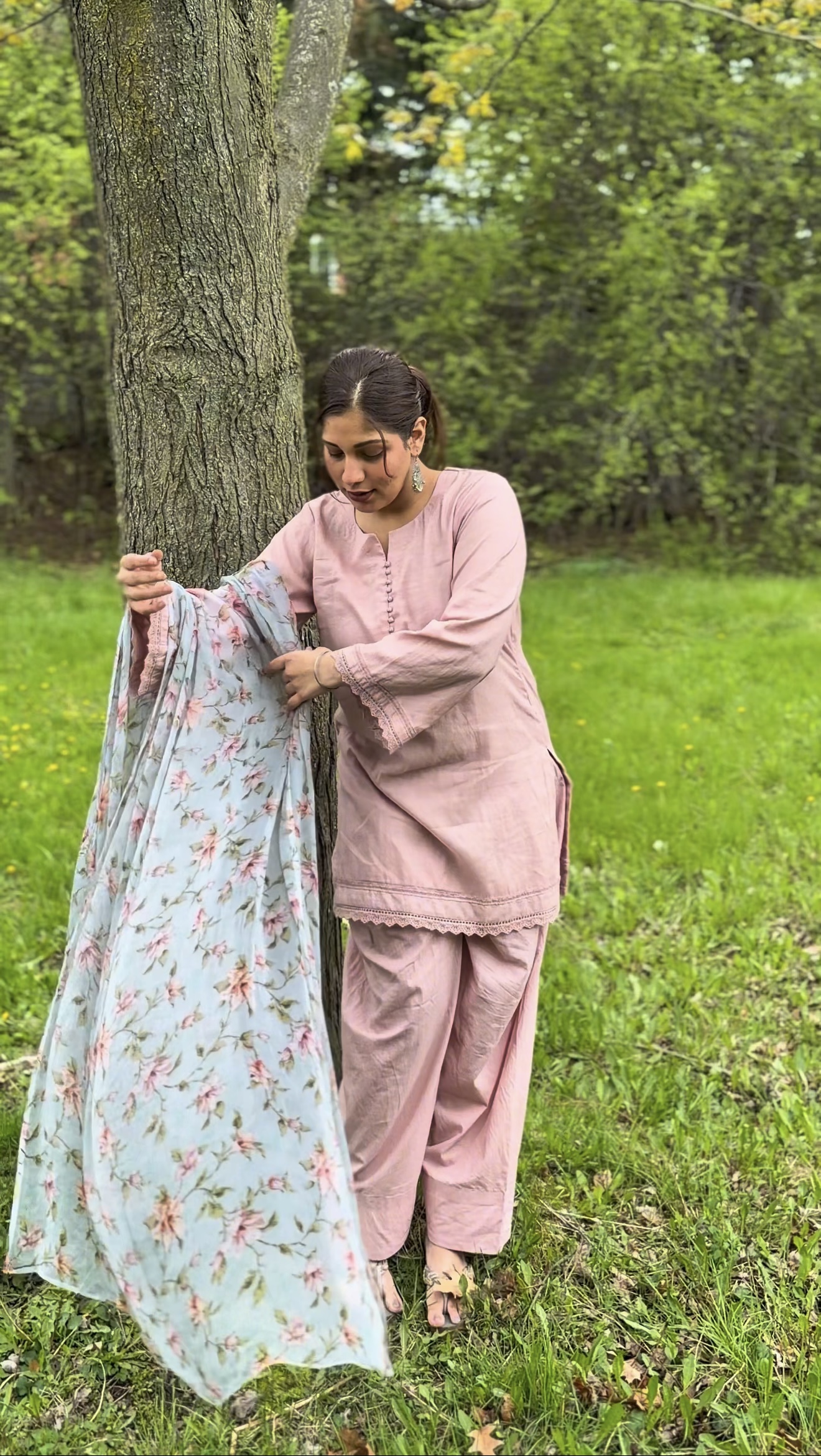 Gulabi Farshi Set