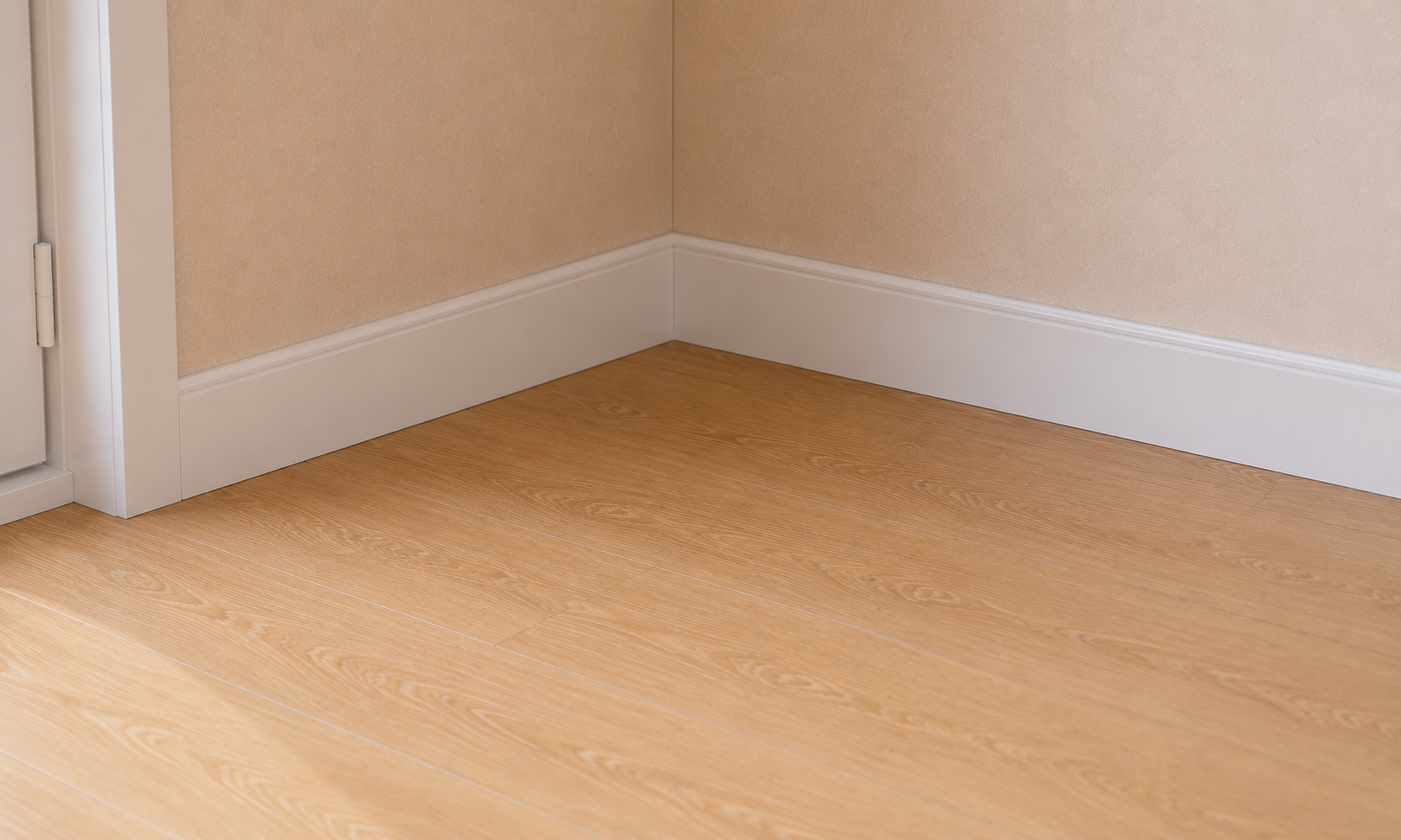 Floor & skirting