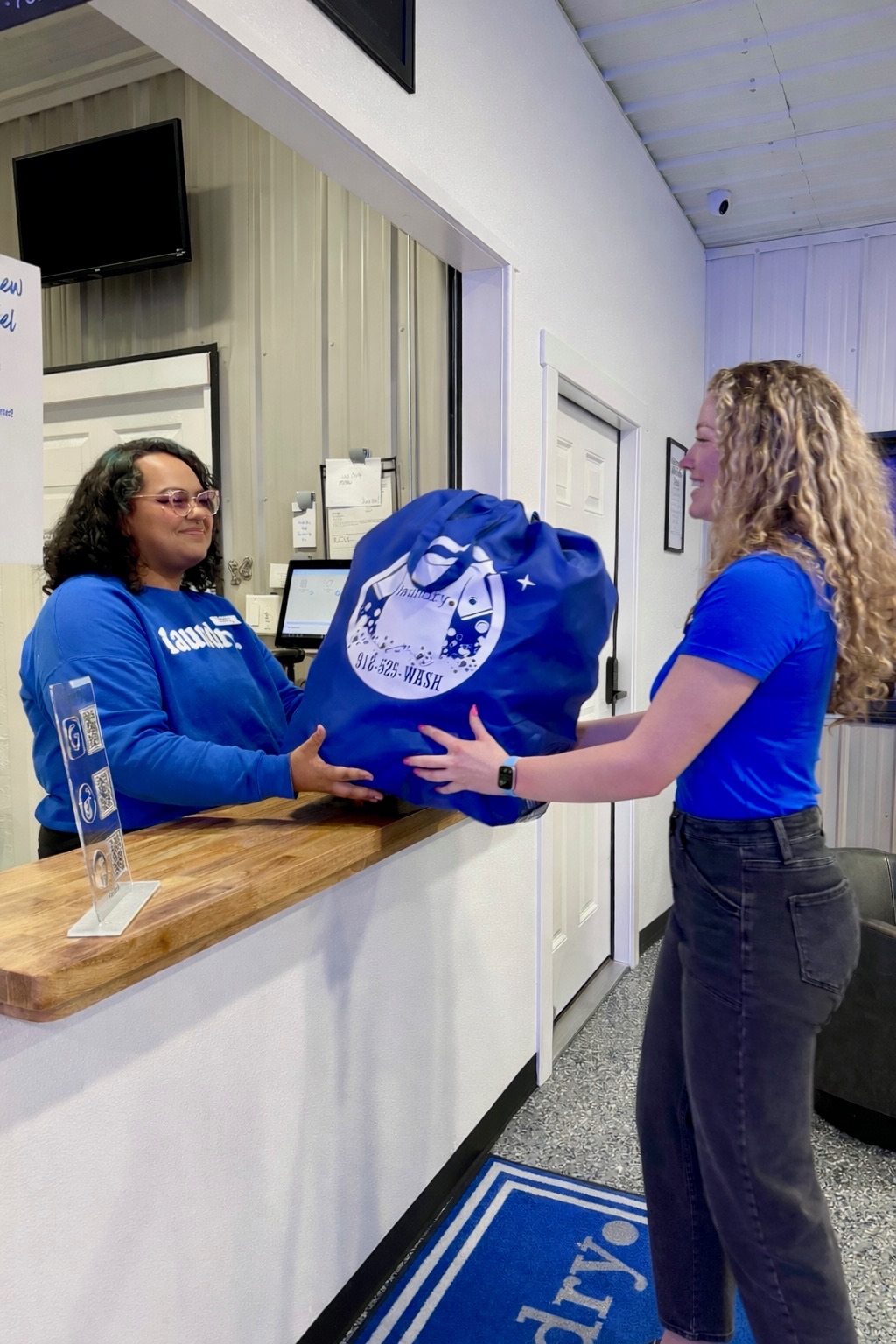 LaundryDot customer service