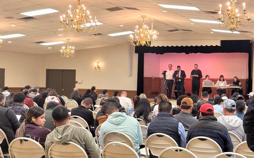 Evento de orientación grupal de planes de negocios organizado por Nextpro Multiservices LLC con asistencia presencial de emprendedores
