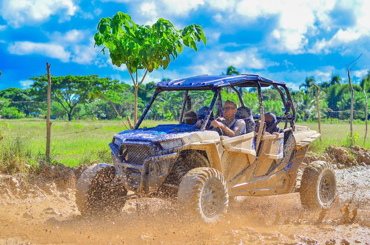 Polaris premium buggy in Punta Cana