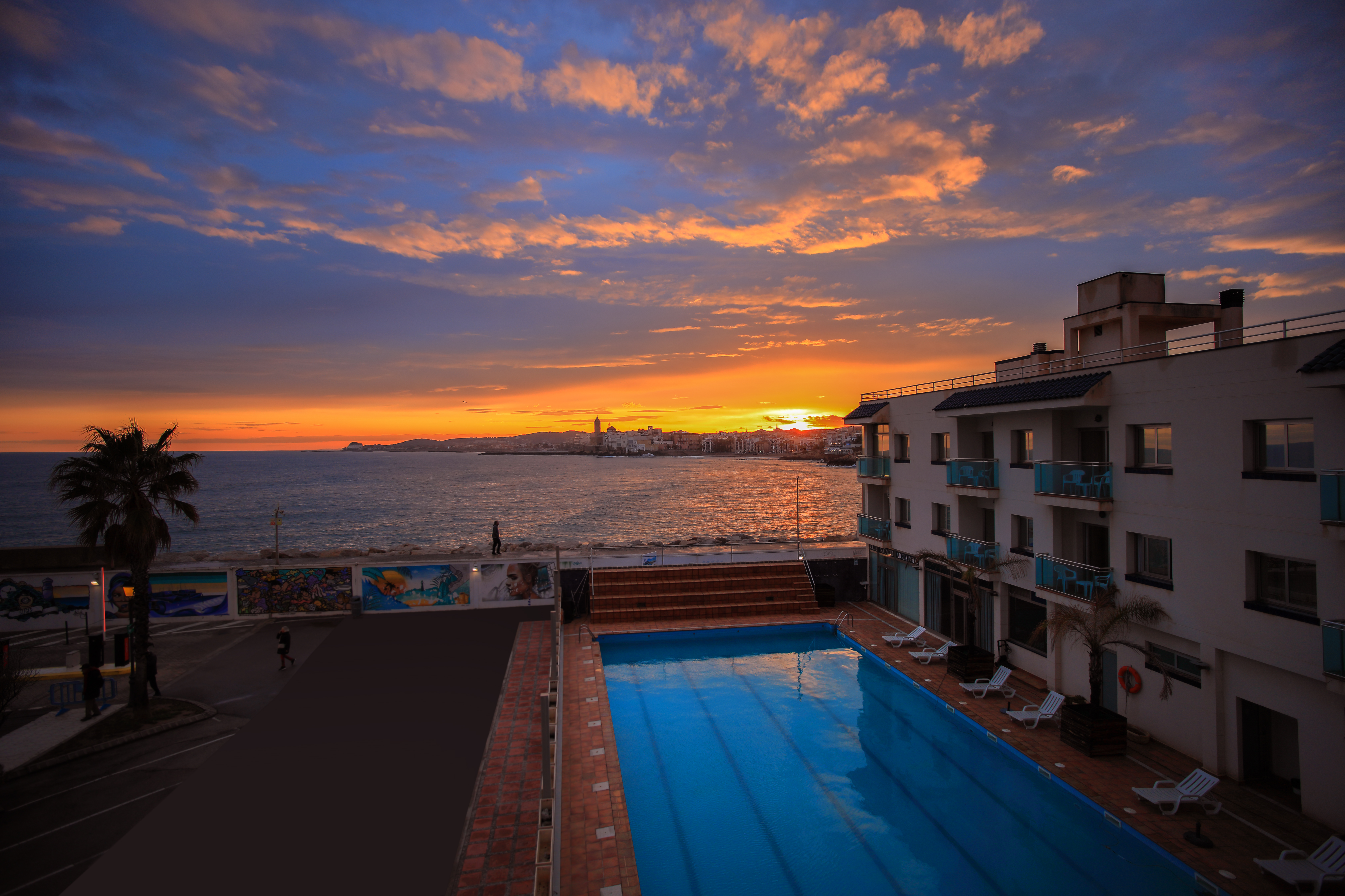Port Sitges Hotel - Hotel frente al mar con terraza y piscina Port Sitges Hotel - Hotel con vistas al mar Mediterráneo en Sitges Barcelona