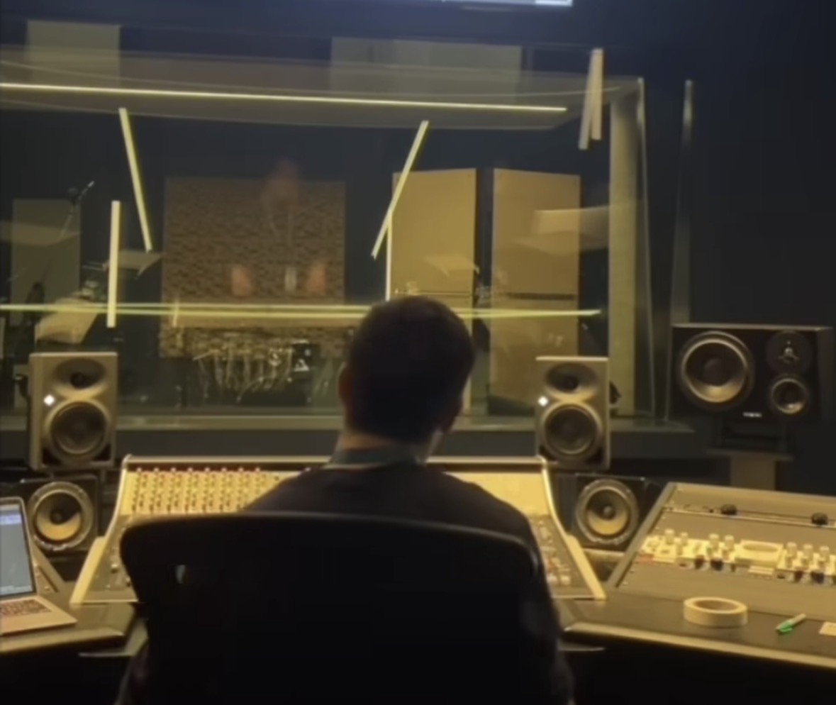 REYCRO in the studio