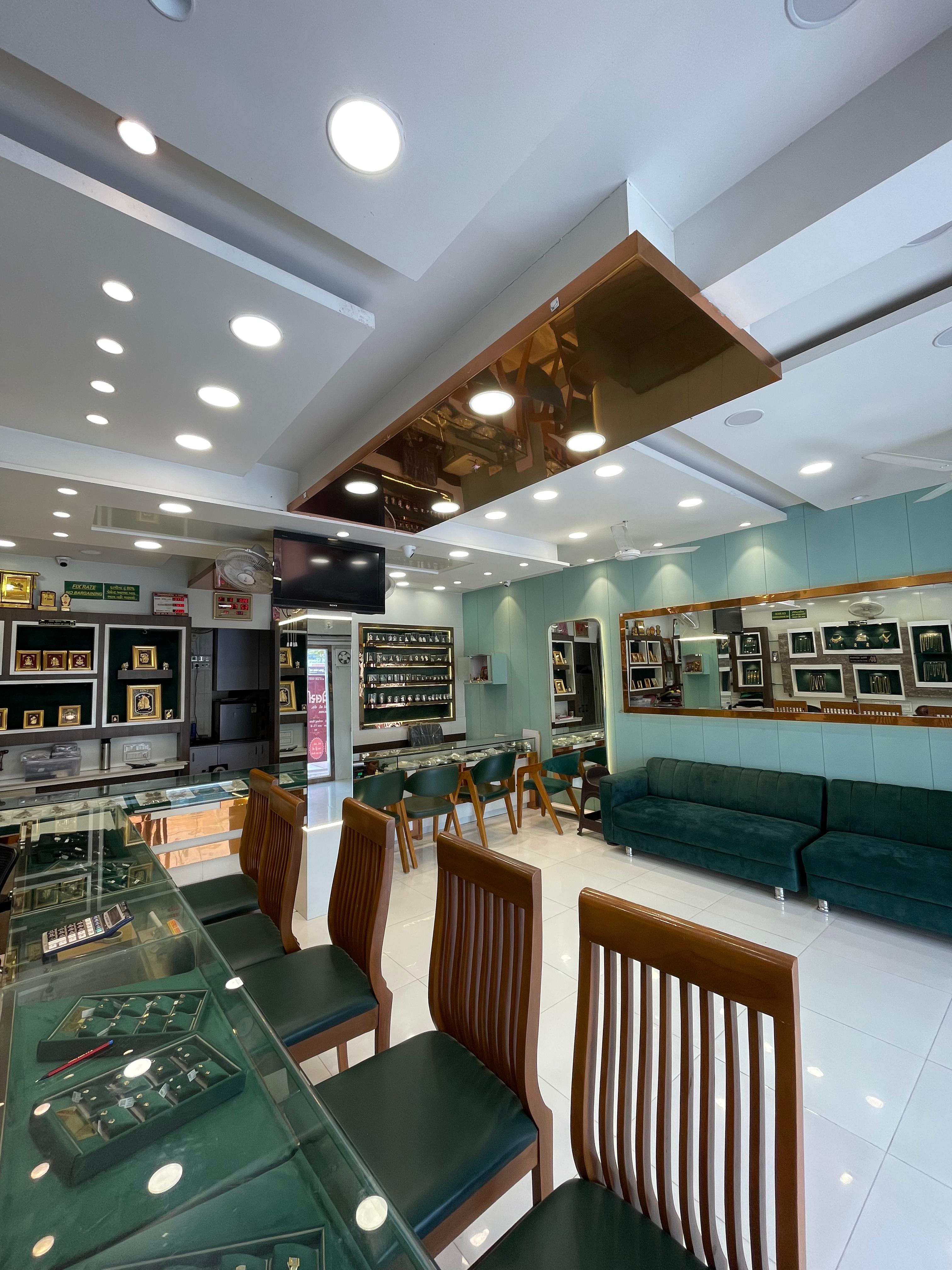 Raj Jewellers — viewing counter and display