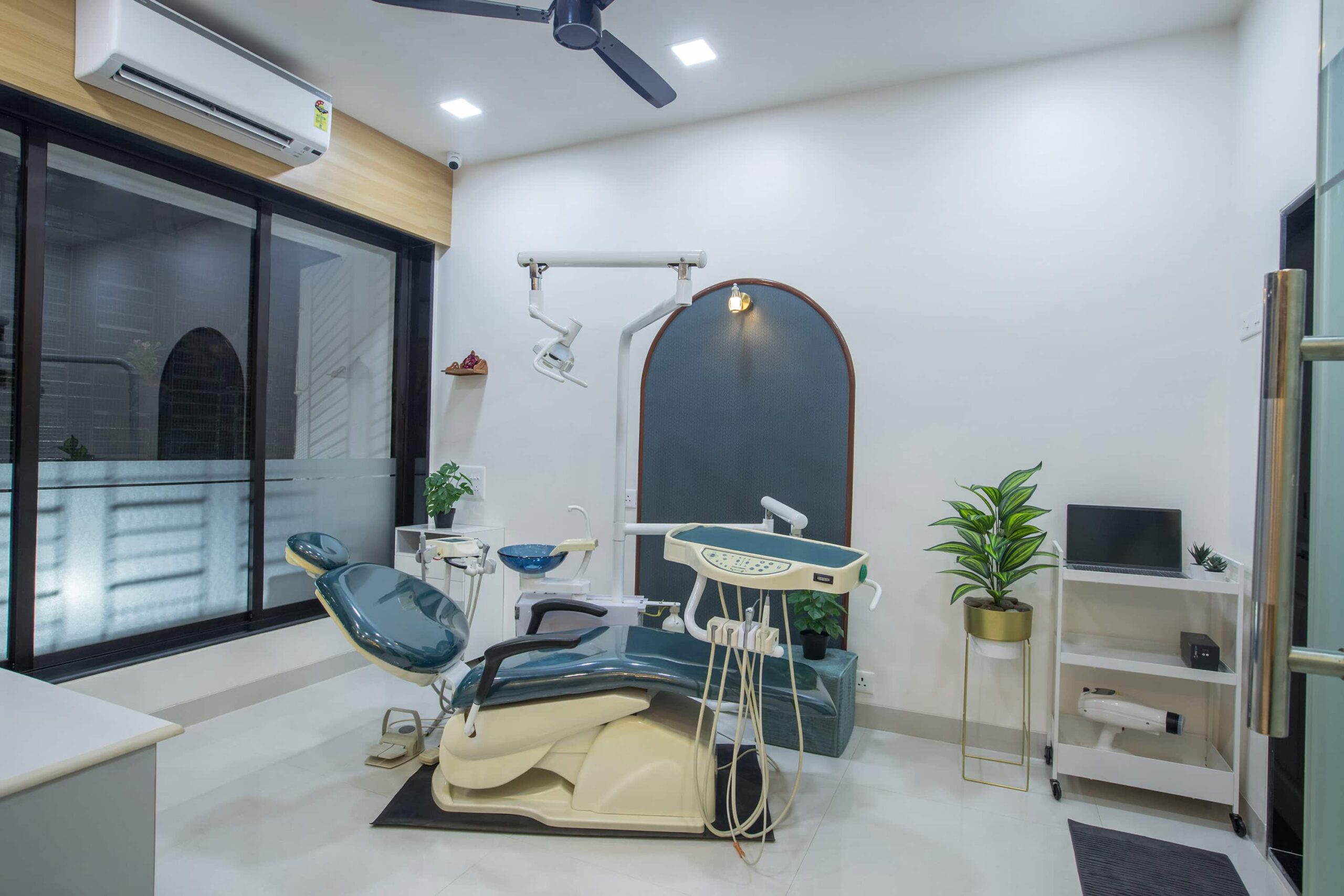 Dr. Deepika Raut and team at Dr. Raut's Modern Dental, Virar West