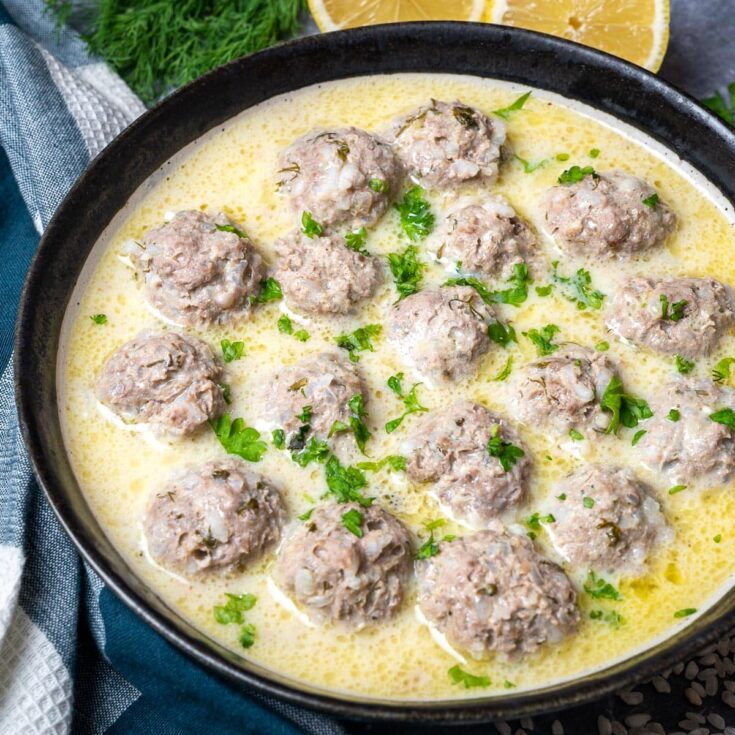 Youvarlakia (Greek Meatballs in Avgolemono)