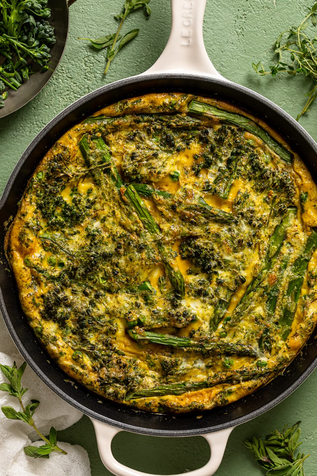 Agrelia me ta Afka (Asparagus with Eggs)