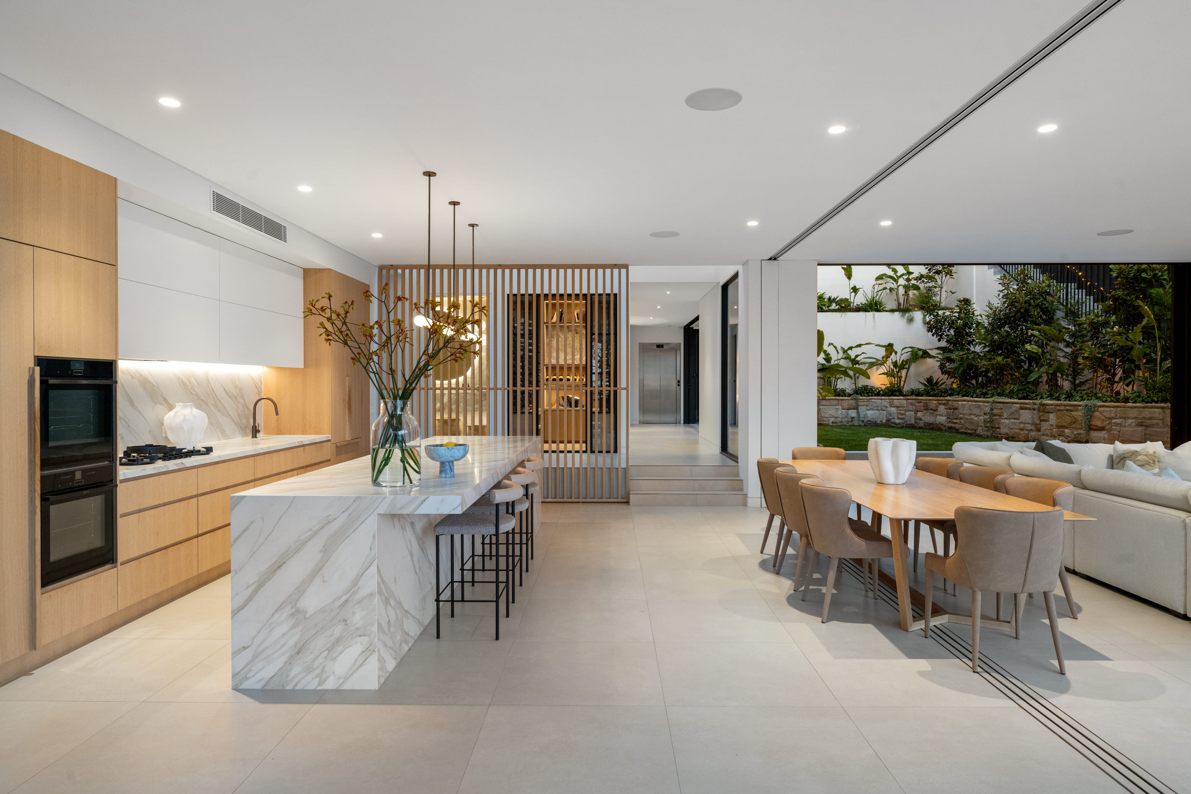 Parriwi Project — Kitchen & Dining