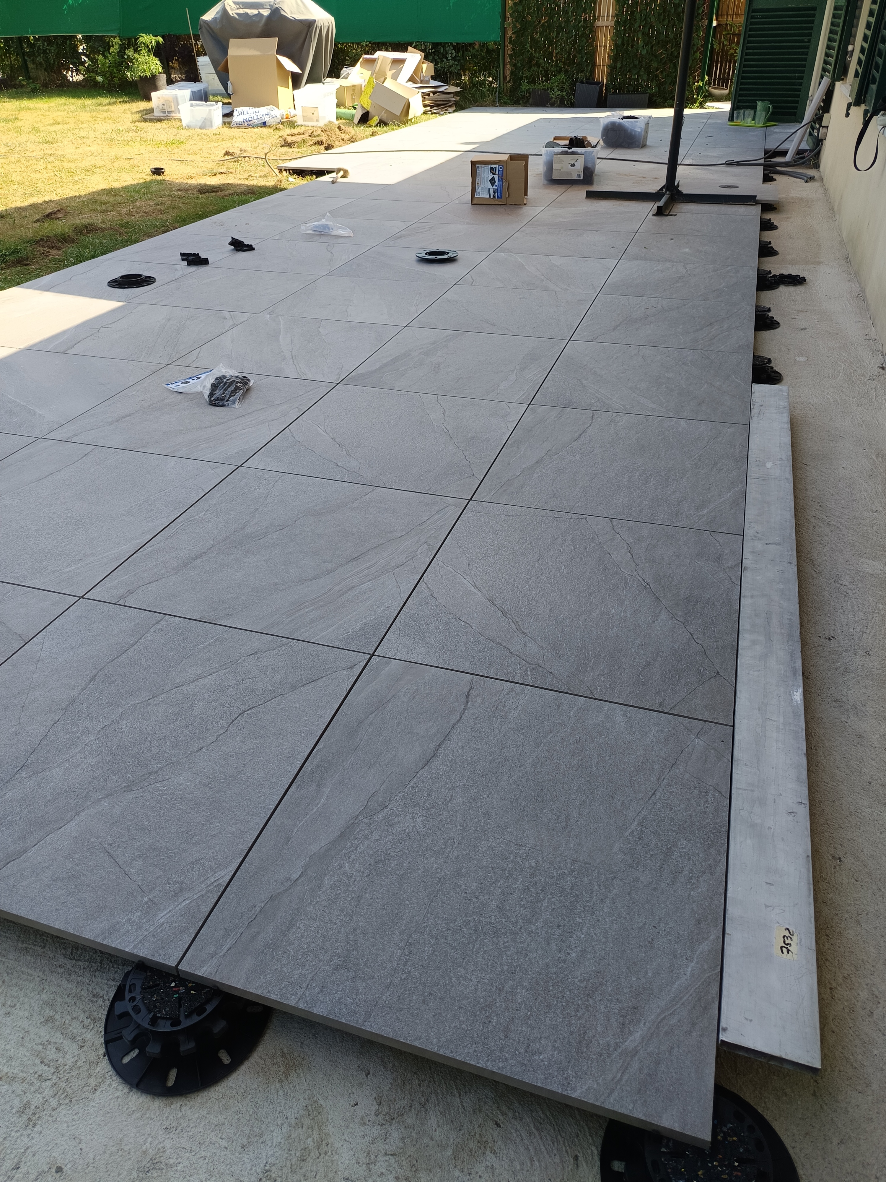 Carrelage sur plots