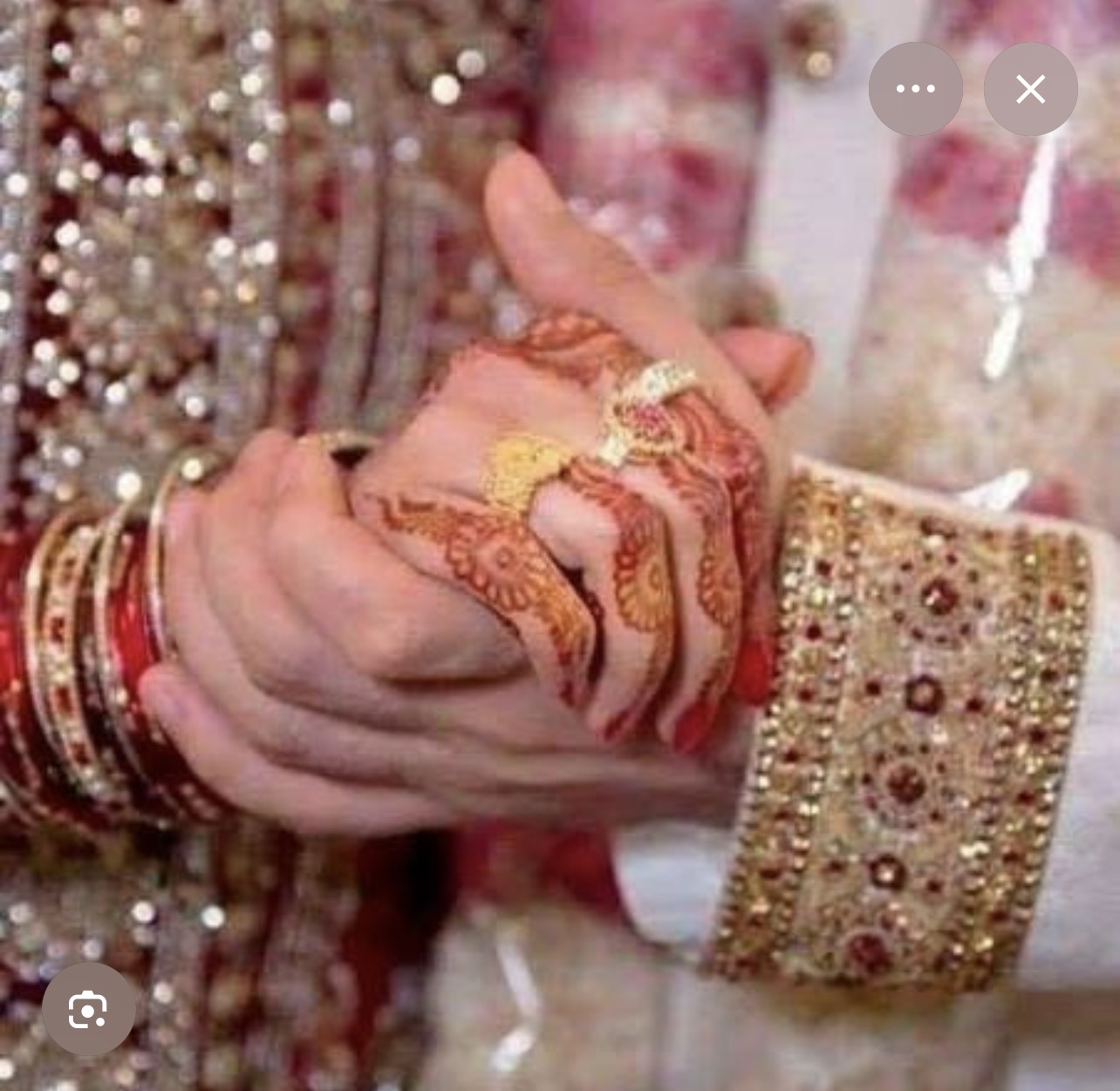 To hænder mødes — mehndi, bangles, et løfte