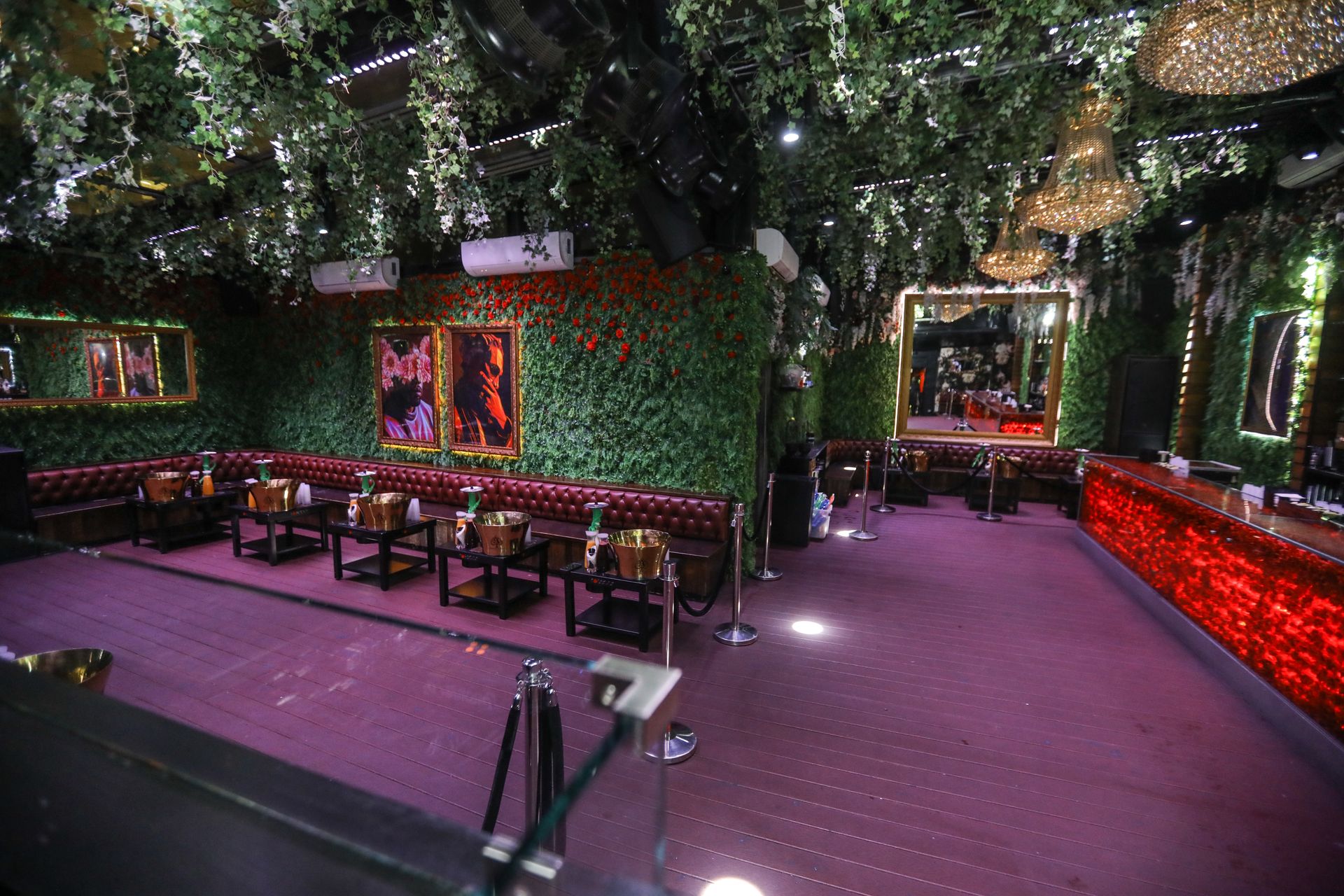 Main Bar · Velvet Hour