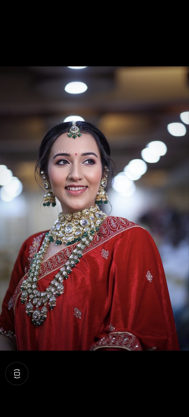 Regal Kundan Glam
