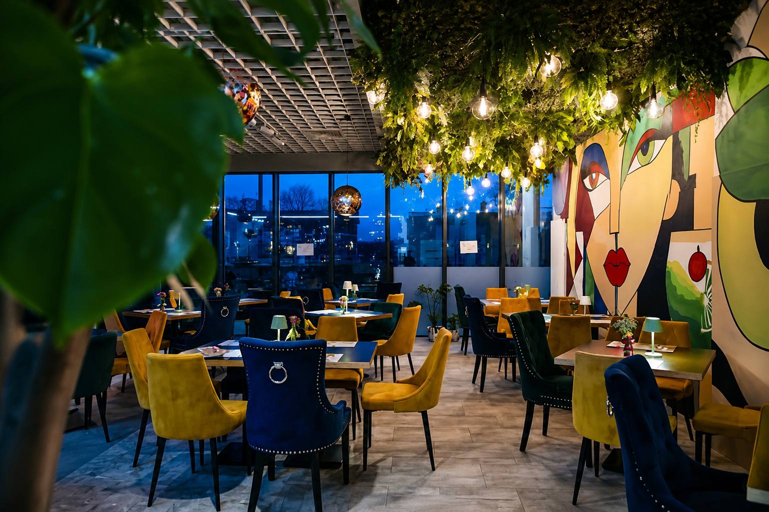 Segreto interior at evening