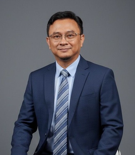 apt. Ilham Hidayat, S.Si