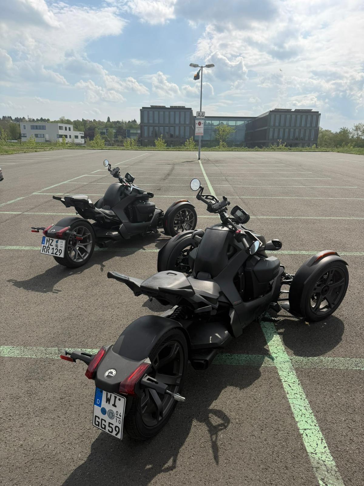 Can-Am Ryker 900 2