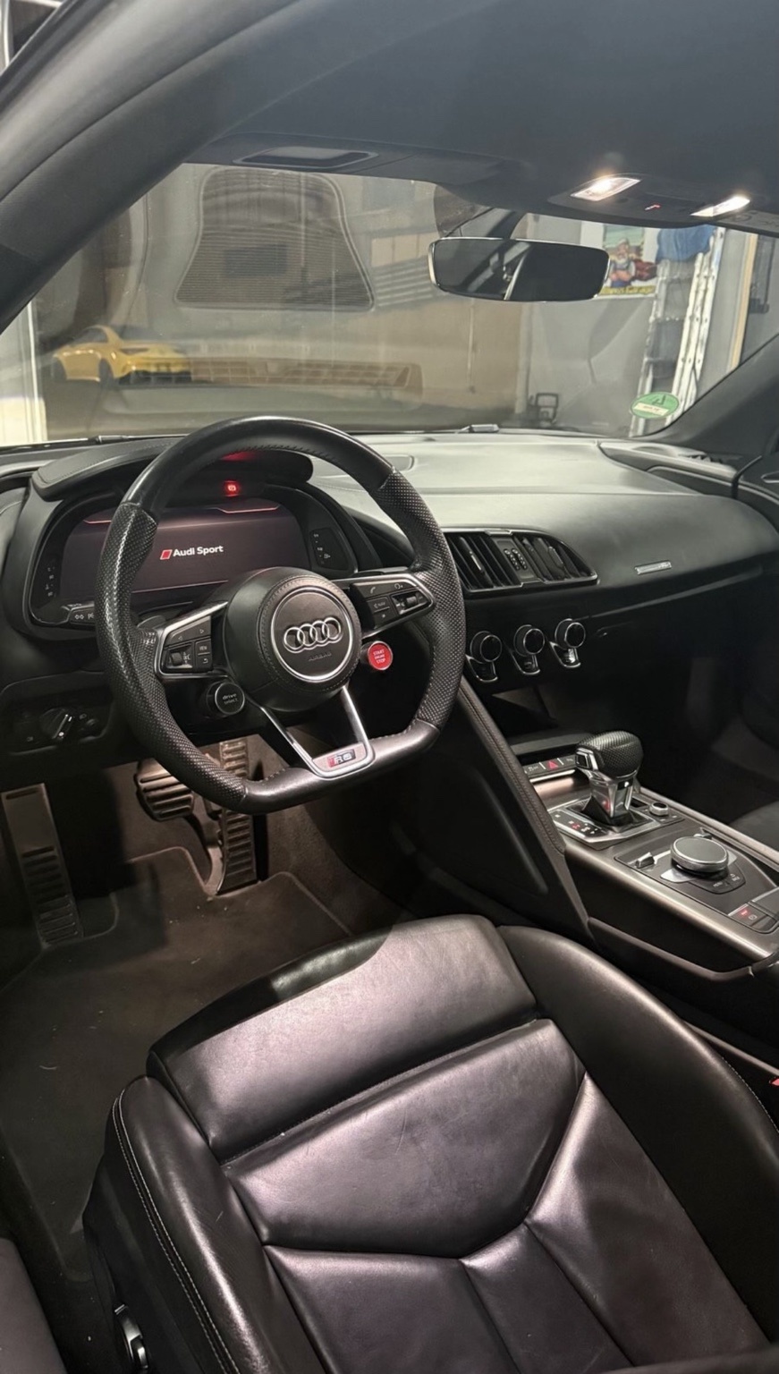Audi R8 RWD V10 3