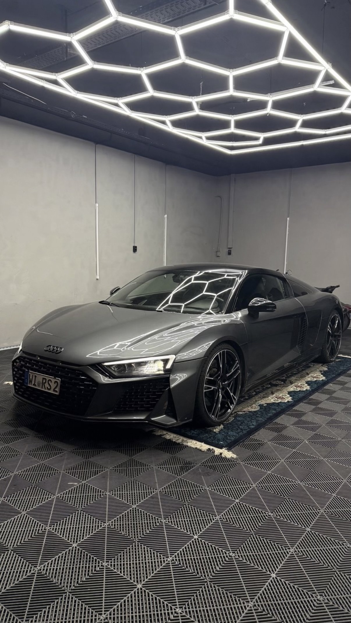 Audi R8 RWD V10