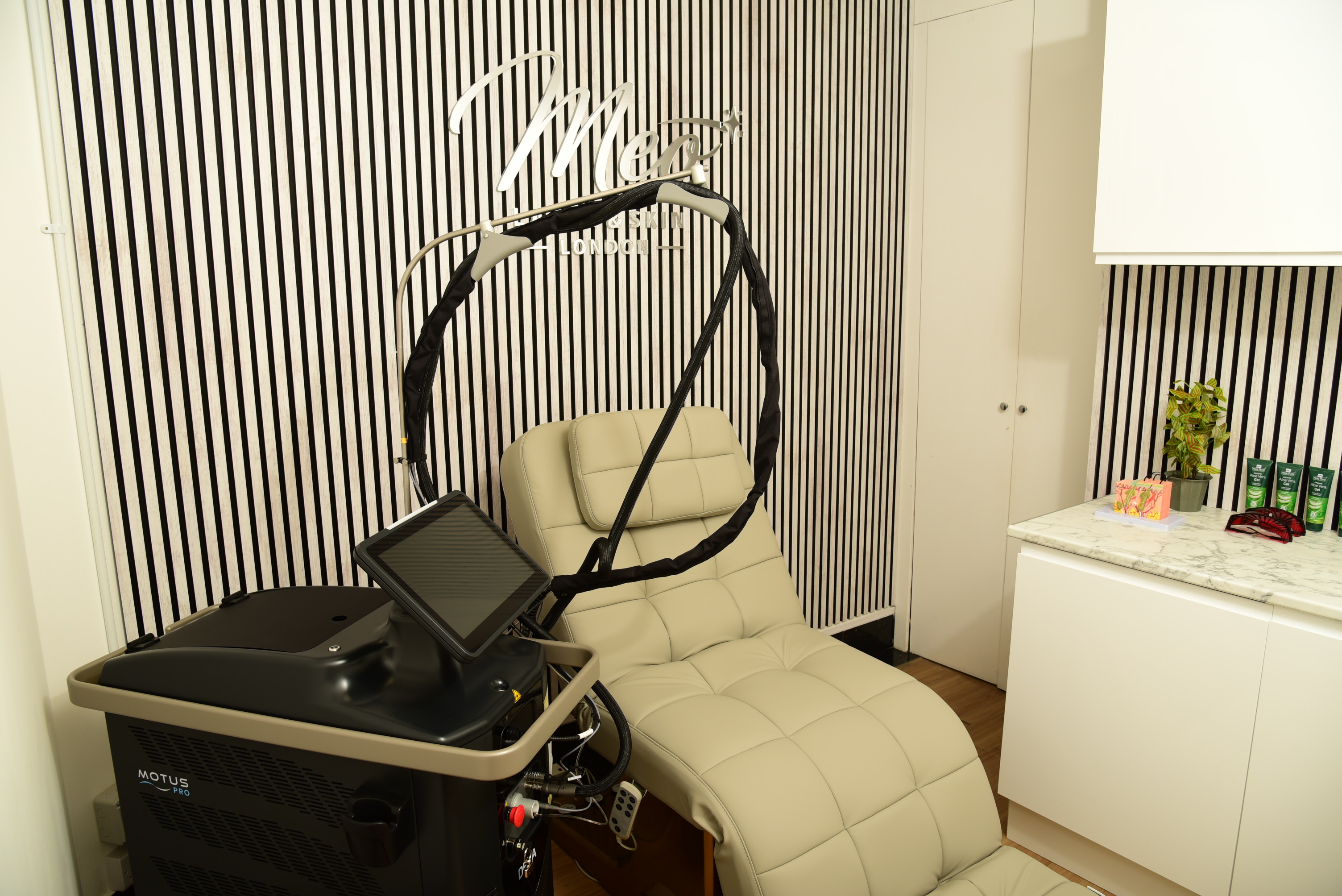 Meo Laser Clinic - Treatment Room with Motus Pro