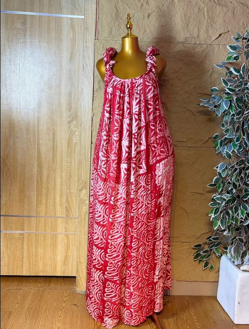 Scarlet Bloom Maxi