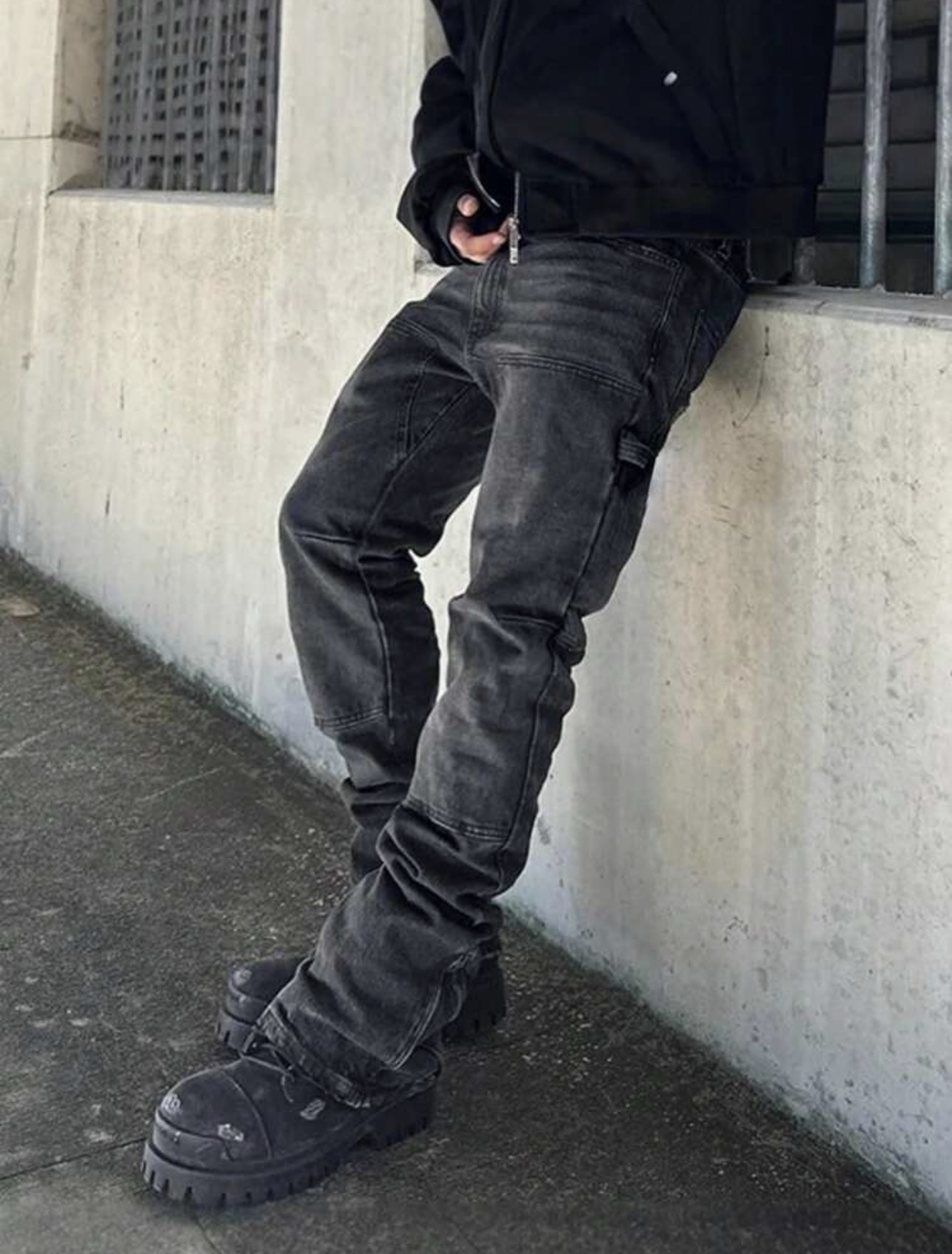 Obsidian Wash Carpenter Stack Denim