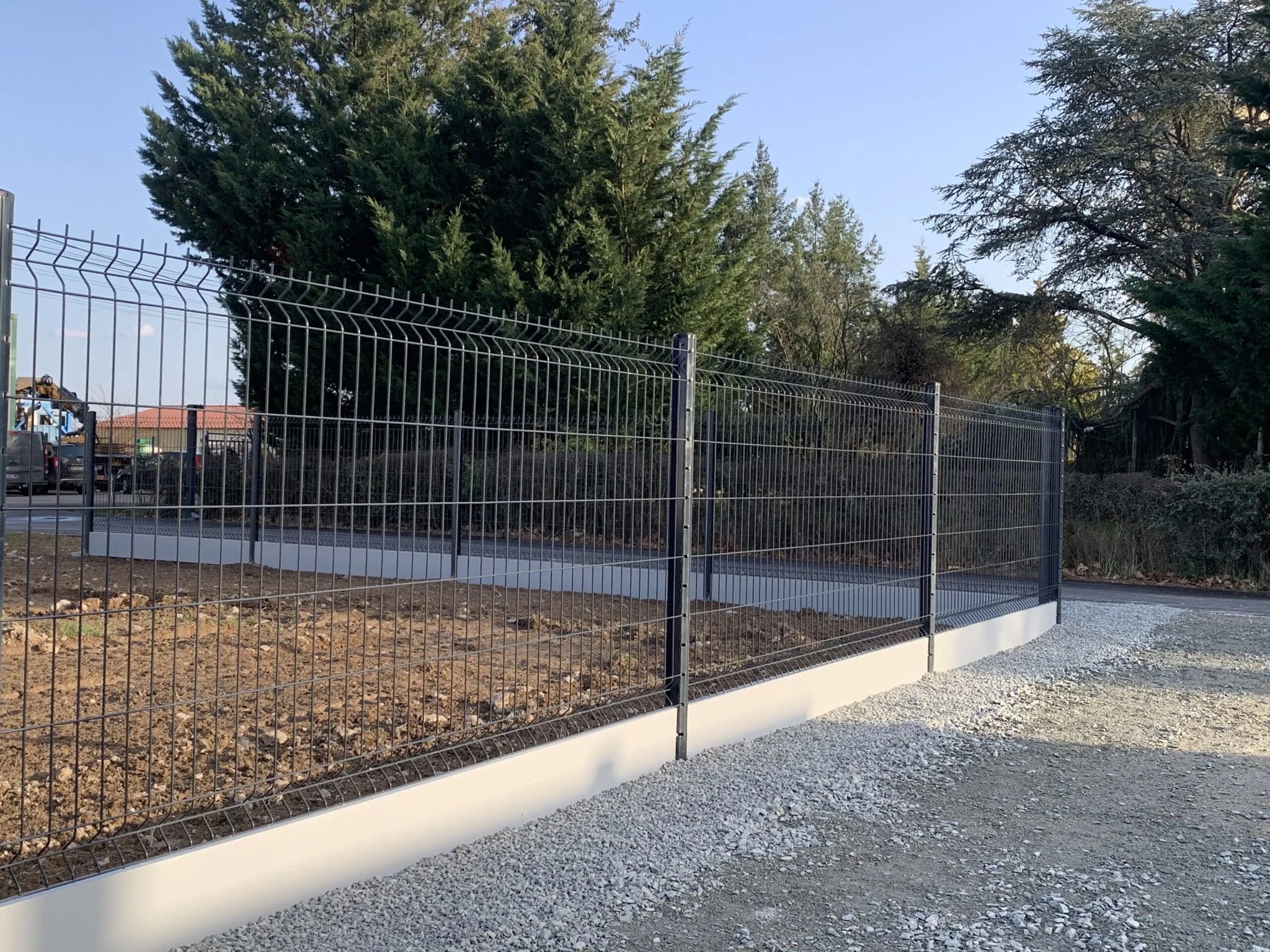 Clôture rigide — nouvelle construction