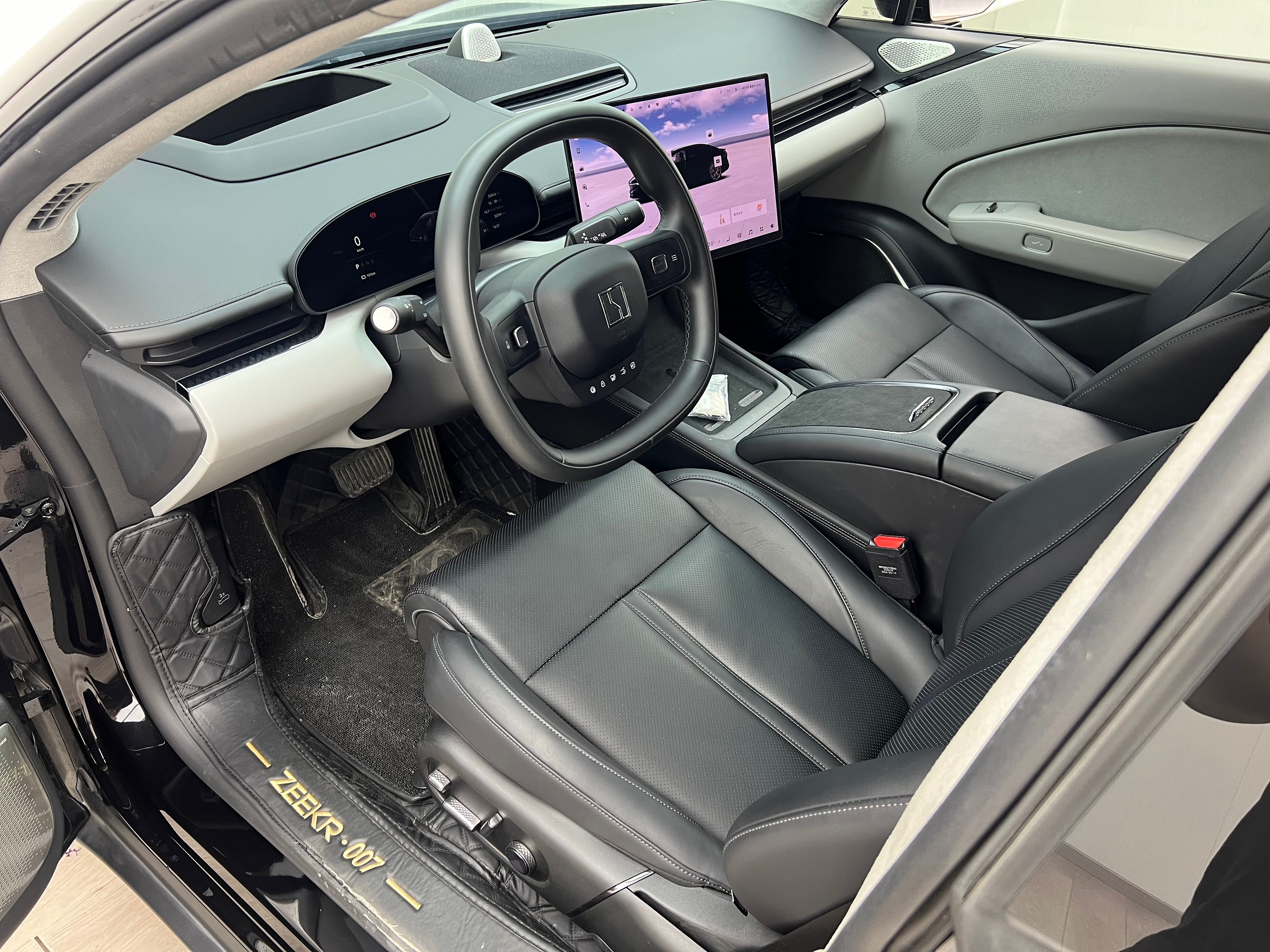 2024 Zeekr 007 thumbnail 11